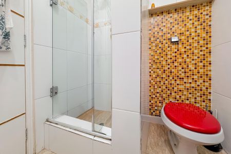 Casa à venda com 350m², 4 quartos e 2 vagasBanheiro Corredor