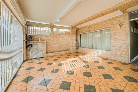 Casa à venda com 350m², 4 quartos e 2 vagasGaragem