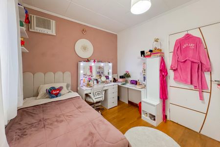 Casa à venda com 350m², 4 quartos e 2 vagasQuarto 2