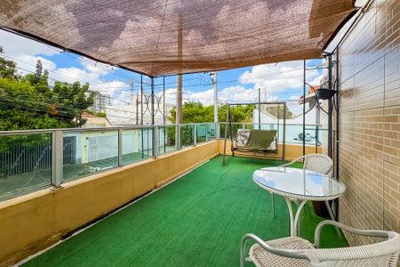 Casa à venda com 350m², 4 quartos e 2 vagasVaranda da Suíte