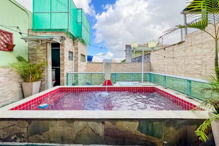 Casa à venda com 350m², 4 quartos e 2 vagasPiscina e Churrasqueira