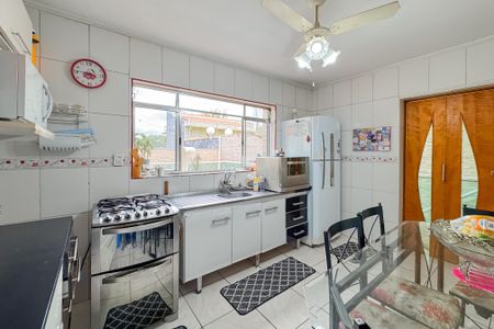 Casa à venda com 350m², 4 quartos e 2 vagasCozinha