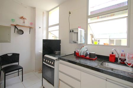 Apartamento à venda com 59m², 2 quartos e 1 vagaCozinha