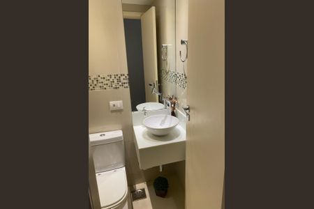 Apartamento à venda com 78m², 2 quartos e 1 vaga Apartamento à venda com 78m², 2 quartos e 1 vagaBanheiro