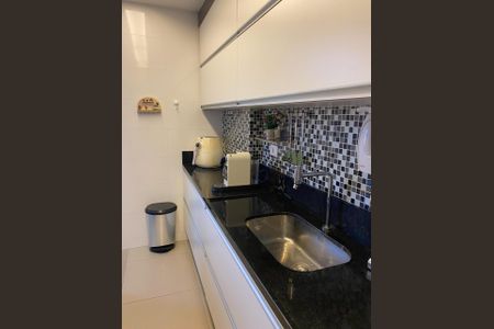 Apartamento à venda com 78m², 2 quartos e 1 vaga Apartamento à venda com 78m², 2 quartos e 1 vagaCozinha