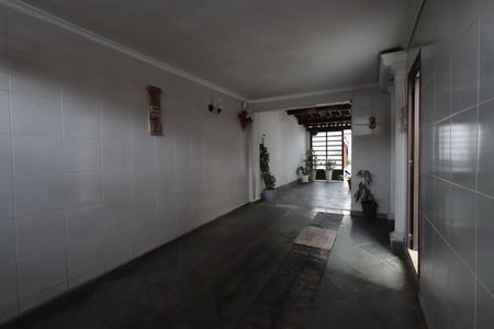 Casa à venda com 250m², 4 quartos e 2 vagasGaragem