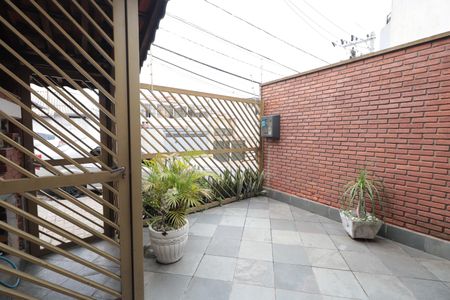 Casa à venda com 250m², 4 quartos e 2 vagasEntrada