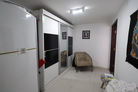 Casa à venda com 250m², 4 quartos e 2 vagascasa 2 -Sala