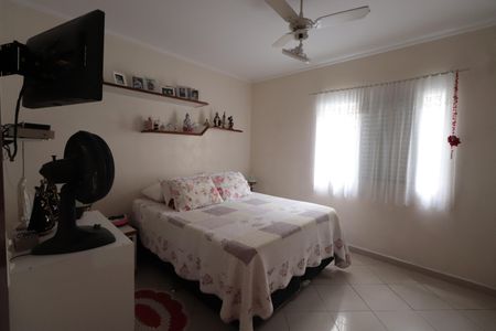 Casa à venda com 250m², 4 quartos e 2 vagasQuarto 1