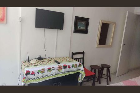 Apartamento à venda com 30m², 1 quarto e sem vaga