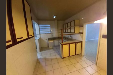 Apartamento à venda com 153m², 3 quartos e 1 vaga