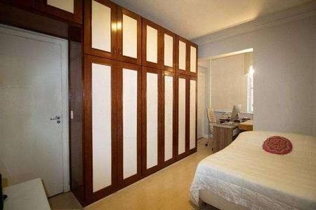 Apartamento à venda com 117m², 3 quartos e sem vaga