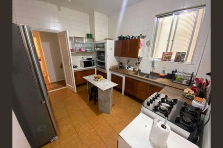 Apartamento à venda com 140m², 3 quartos e sem vaga