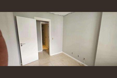 Apartamento à venda com 67m², 2 quartos e 1 vaga