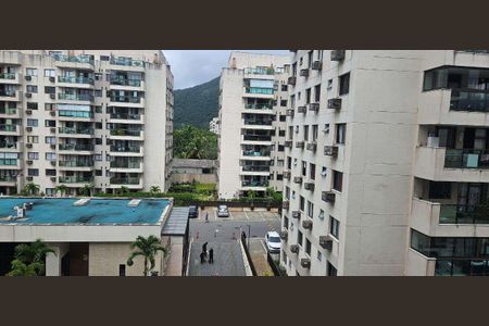 Apartamento à venda com 67m², 2 quartos e 1 vaga