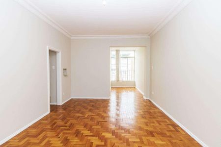 Apartamento à venda com 110m², 3 quartos e sem vaga