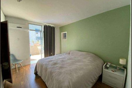 Apartamento à venda com 210m², 4 quartos e 2 vagas
