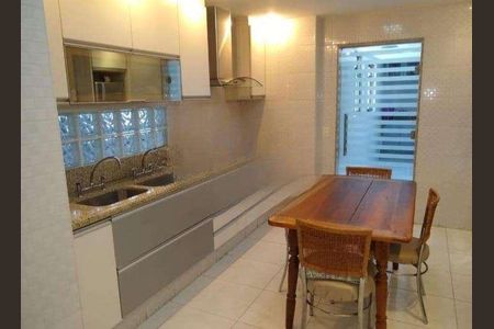 Apartamento à venda com 349m², 4 quartos e 2 vagas