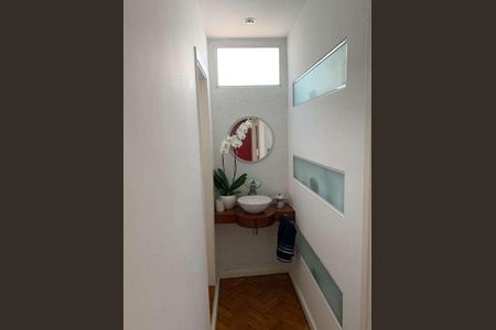 Apartamento à venda com 215m², 4 quartos e sem vaga