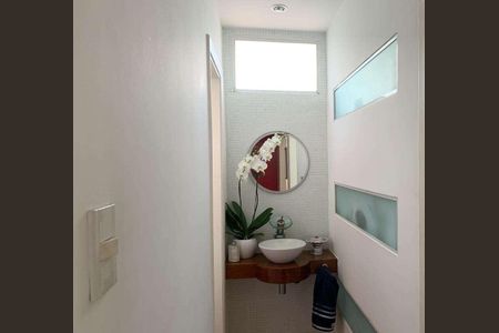 Apartamento à venda com 215m², 4 quartos e sem vaga