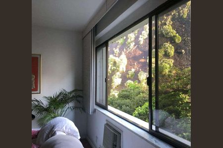 Apartamento à venda com 215m², 4 quartos e sem vaga