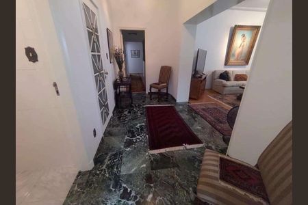 Apartamento à venda com 223m², 4 quartos e 1 vaga