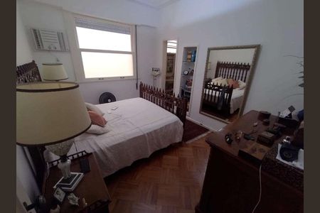 Apartamento à venda com 223m², 4 quartos e 1 vaga