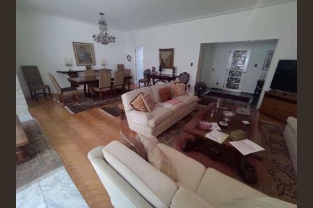 Apartamento à venda com 223m², 4 quartos e 1 vaga