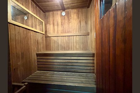 Casa à venda com 160m², 4 quartos e 1 vaga Casa à venda com 160m², 4 quartos e 1 vagaCobertura - sauna e banheiro