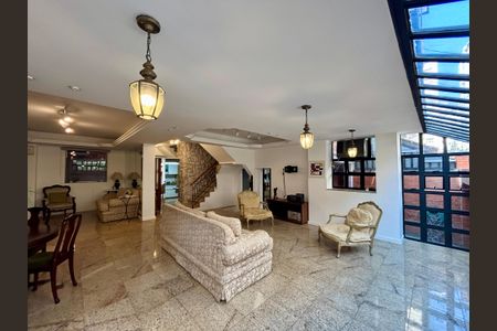 Casa à venda com 160m², 4 quartos e 1 vaga Casa à venda com 160m², 4 quartos e 1 vagaSala 1