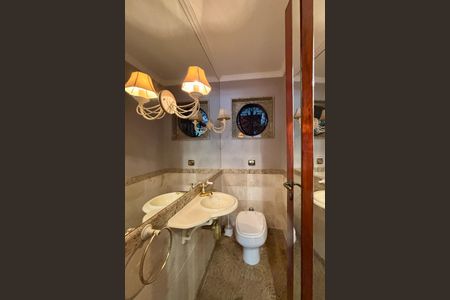 Casa à venda com 160m², 4 quartos e 1 vaga Casa à venda com 160m², 4 quartos e 1 vagaLavabo