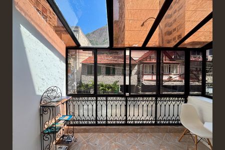 Casa à venda com 160m², 4 quartos e 1 vaga Casa à venda com 160m², 4 quartos e 1 vagaVaranda do Quarto 2