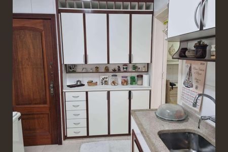 Apartamento à venda com 280m², 4 quartos e 1 vaga