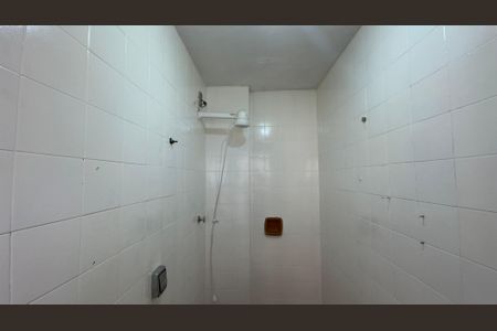 Apartamento à venda com 190m², 3 quartos e 2 vagas Apartamento à venda com 190m², 3 quartos e 2 vagasBanheiro de serviço