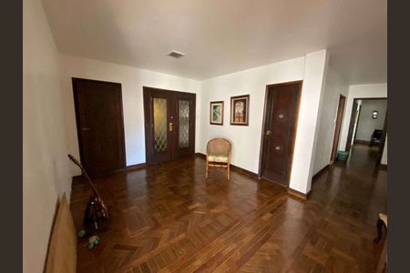 Apartamento à venda com 287m², 4 quartos e 1 vaga