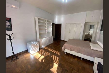 Apartamento à venda com 287m², 4 quartos e 1 vaga