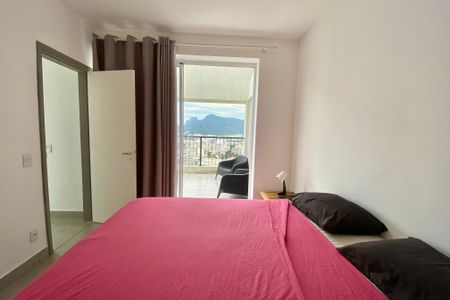 Apartamento à venda com 240m², 3 quartos e 1 vaga Apartamento à venda com 240m², 3 quartos e 1 vagaQuarto 2