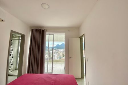 Apartamento à venda com 240m², 3 quartos e 1 vaga Apartamento à venda com 240m², 3 quartos e 1 vagaSuíte