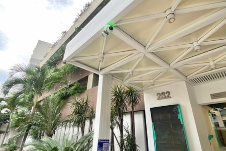 Apartamento à venda com 240m², 3 quartos e 1 vaga Apartamento à venda com 240m², 3 quartos e 1 vagaFachada