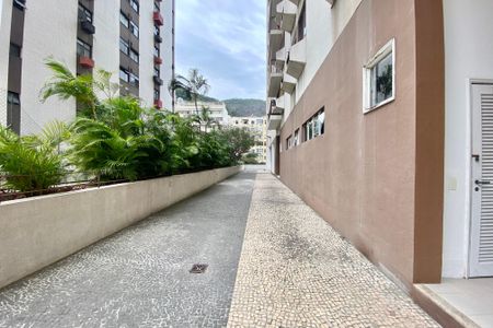 Apartamento à venda com 240m², 3 quartos e 1 vaga Apartamento à venda com 240m², 3 quartos e 1 vagaÁrea comum