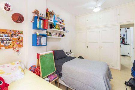 Apartamento à venda com 125m², 3 quartos e 1 vaga
