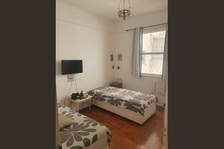 Apartamento à venda com 135m², 4 quartos e 1 vaga