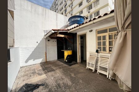 Casa à venda com 126m², 3 quartos e 1 vaga Casa à venda com 126m², 3 quartos e 1 vagaTerraço