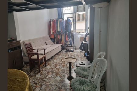 Apartamento à venda com 21m², 1 quarto e sem vaga