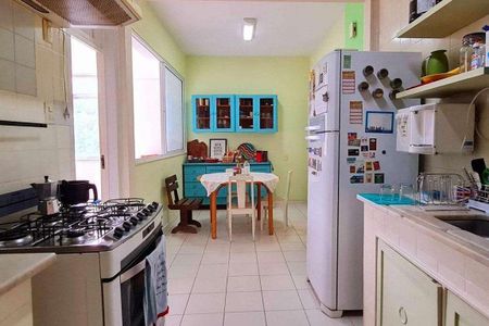 Apartamento à venda com 170m², 4 quartos e 1 vaga