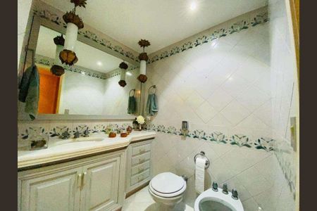 Apartamento à venda com 263m², 4 quartos e 2 vagas