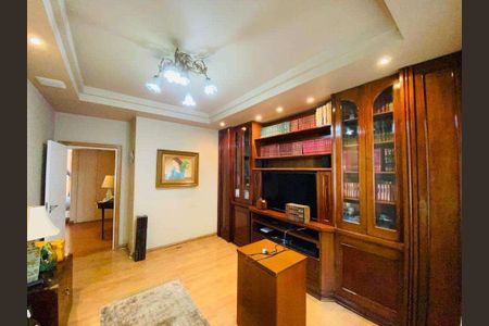 Apartamento à venda com 263m², 4 quartos e 2 vagas