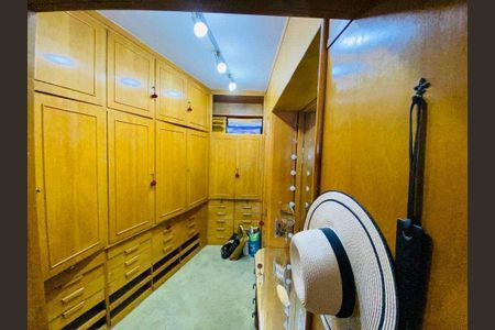 Apartamento à venda com 263m², 4 quartos e 2 vagas