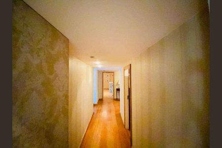 Apartamento à venda com 263m², 4 quartos e 2 vagas