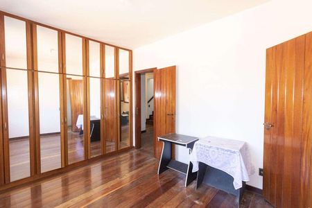 Casa à venda com 629m², 6 quartos e 5 vagas